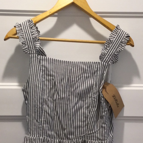 Gray and white striped dress - Picture 2 of 4